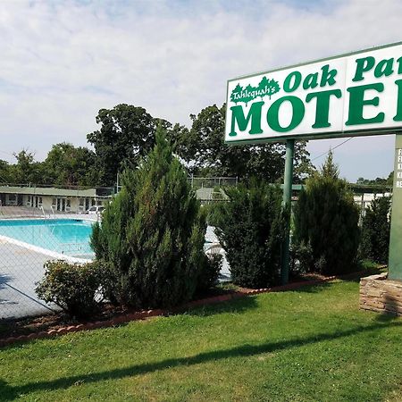 Oak Park Motel Tahlequah Bagian luar foto
